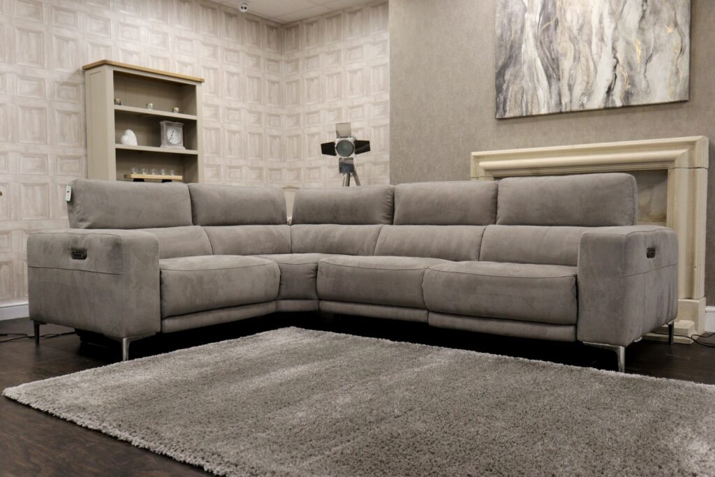 ADAMA (Famous Designer Brand) Premium ‘Charcoal – Eazi-Clean’ Upgraded Fabrics Collection – Dual Power/HR+TILT Reclining Corner Sofa