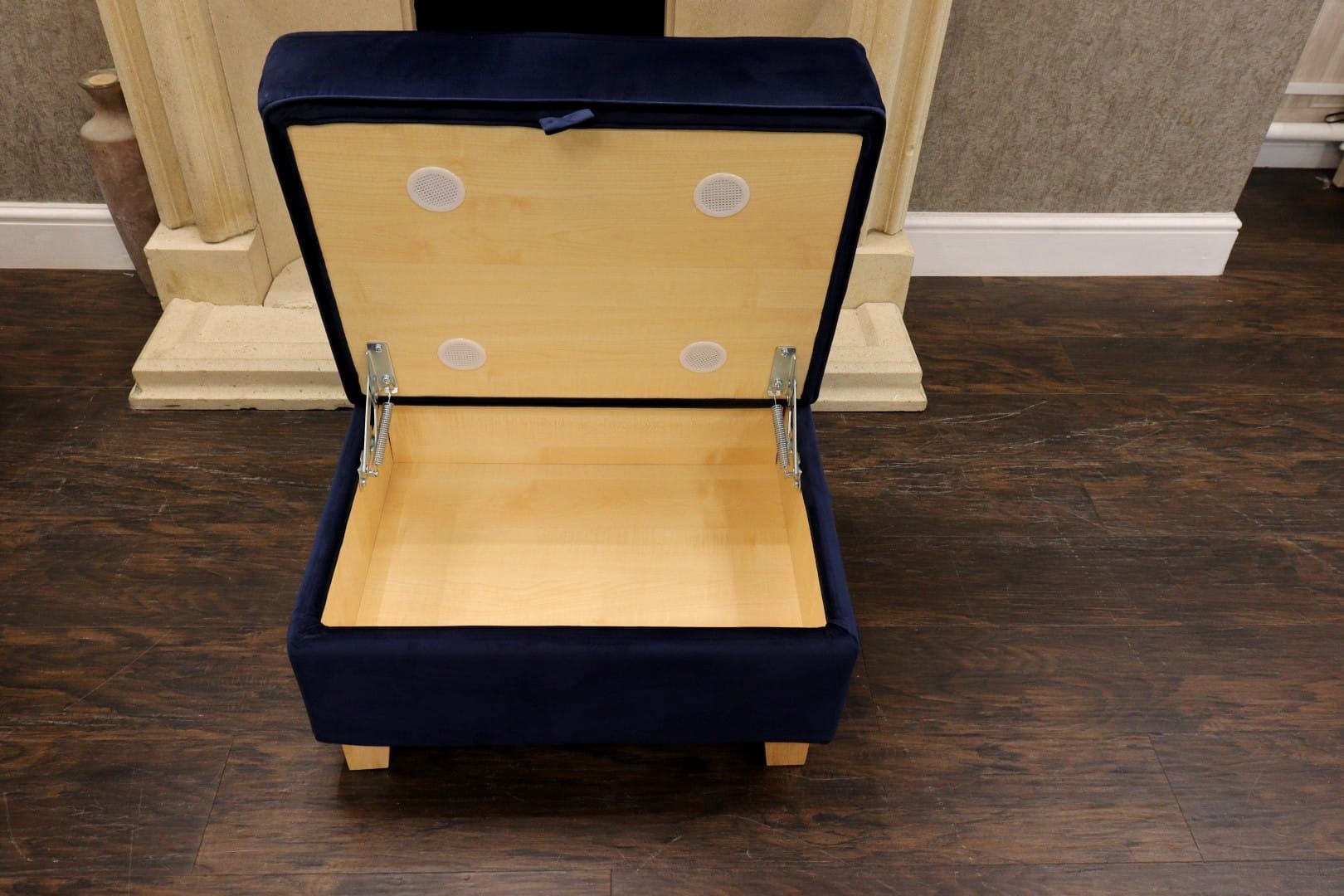 HELMSLEY | FOOTSTOOL - Image 6