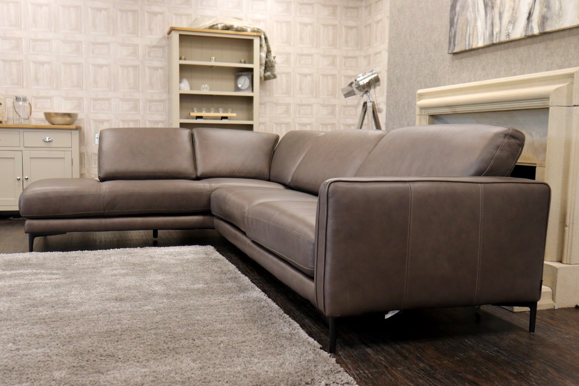 FABBRICA (GERMANY) | SPIRIT | CORNER - Image 10