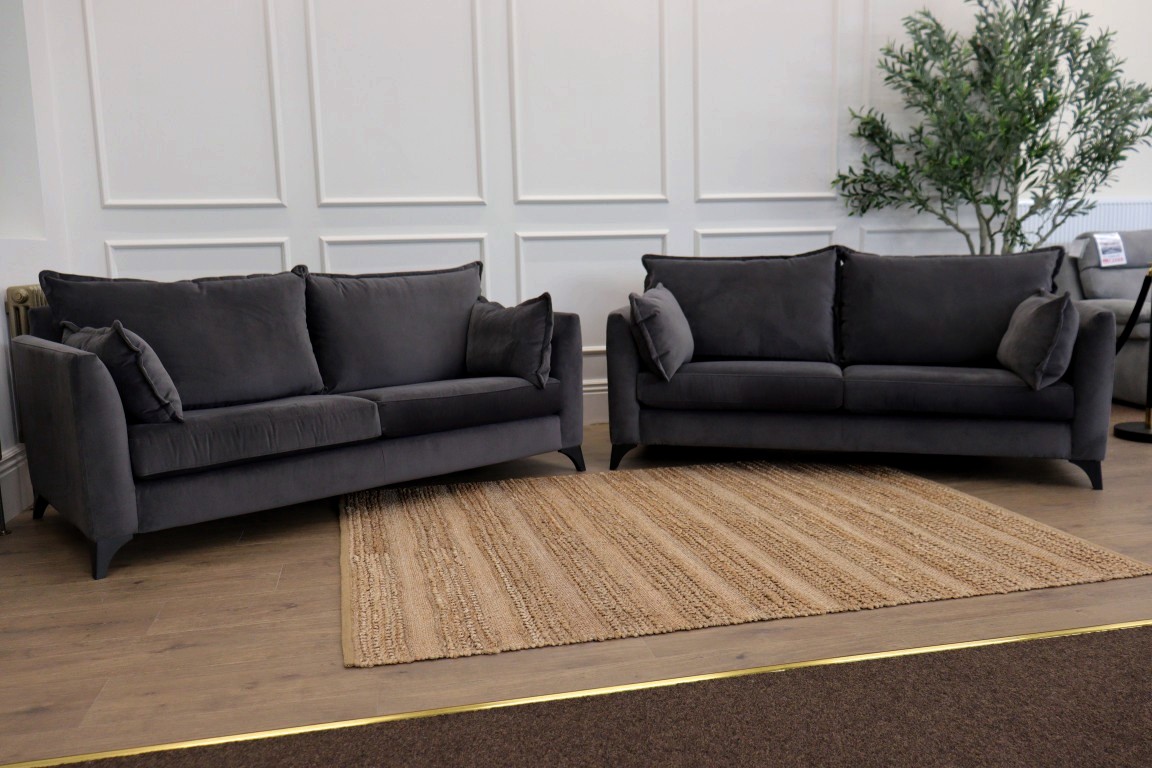 LOUNGE & CO. | CHARLOTTE | 3 + 3