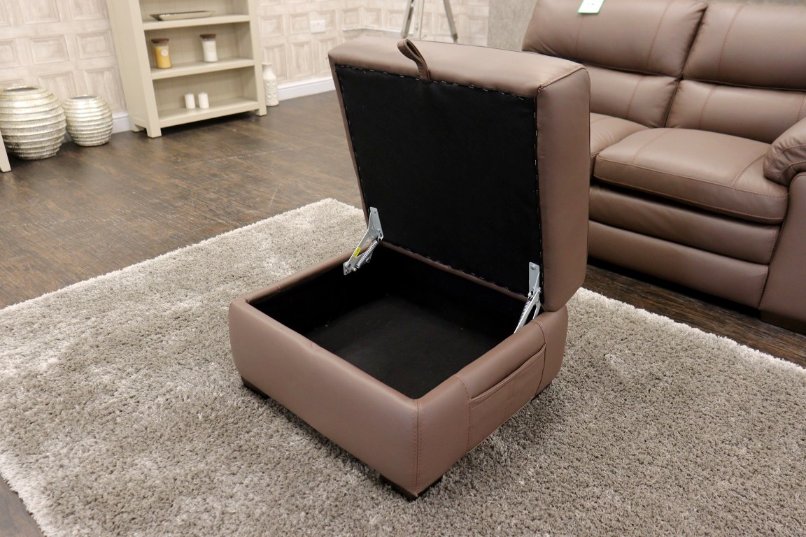 WORLD OF LEATHER | COZEE | 2 + FOOTSTOOL - Image 3