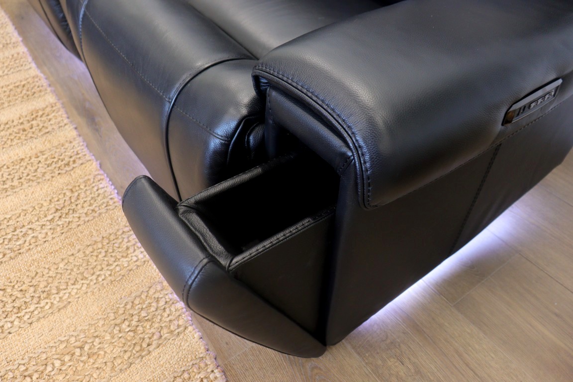WORLD OF LEATHER | HOLLYWOOD | 3 + 2 TECH SOFAS - Image 6