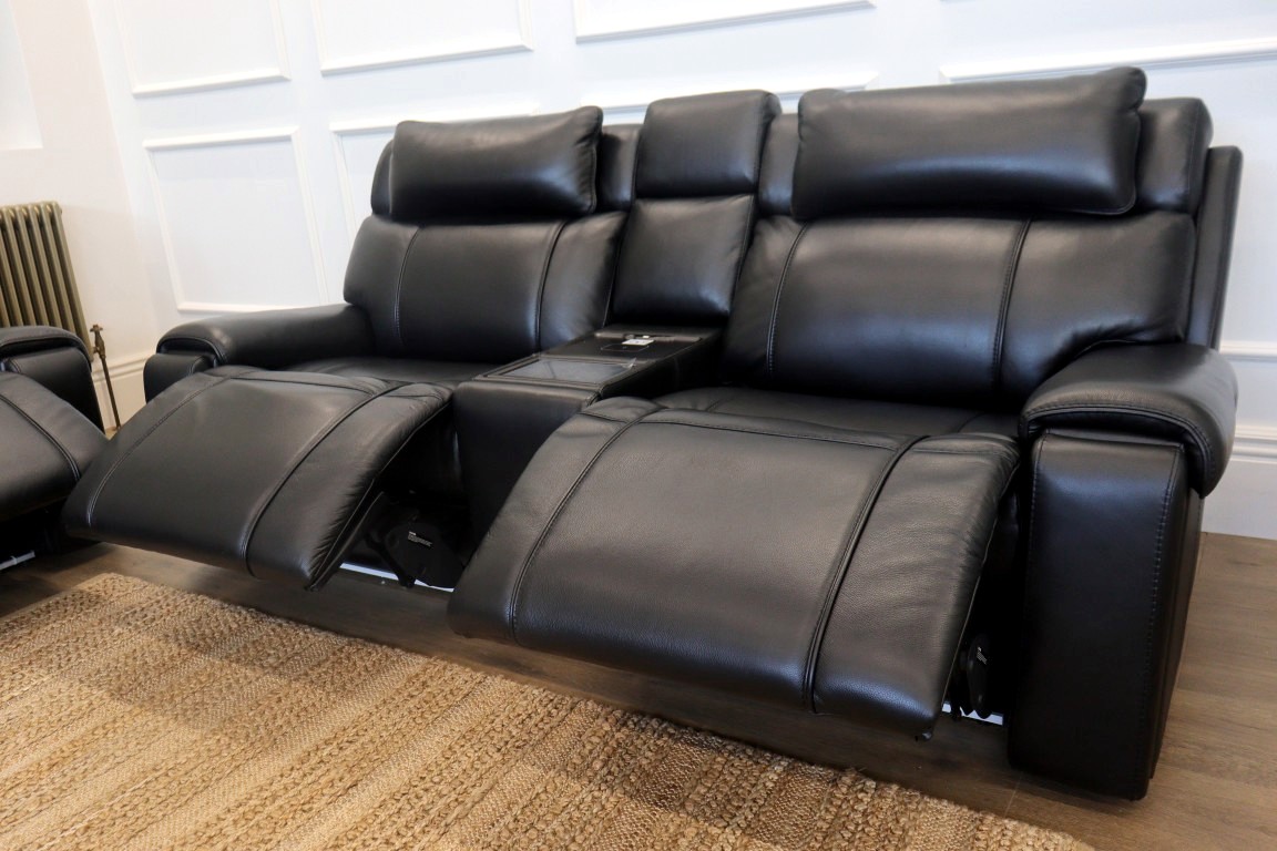 WORLD OF LEATHER | HOLLYWOOD | 3 + 2 TECH SOFAS - Image 13