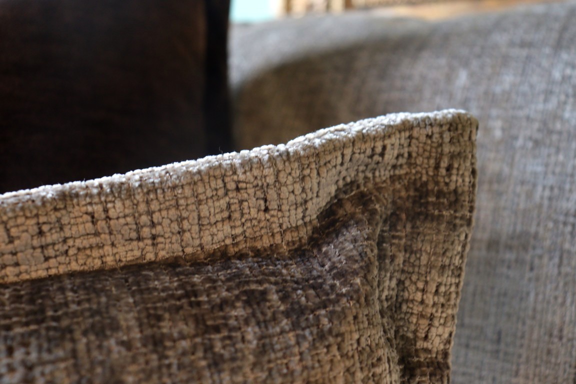 THE HERITAGE GALLERY | PARLIAMENT | CORNER SOFA - Image 14