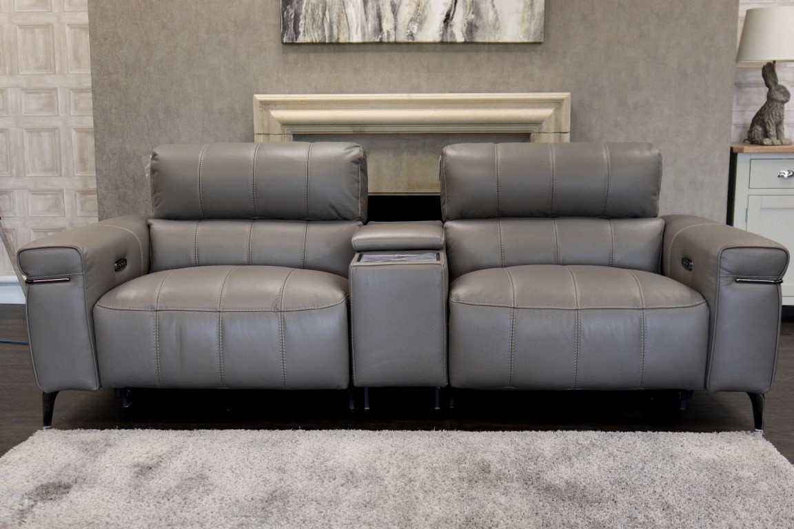WORLD OF LEATHER | HOMESTAGE | TECH CONSOLE SOFA - Image 8