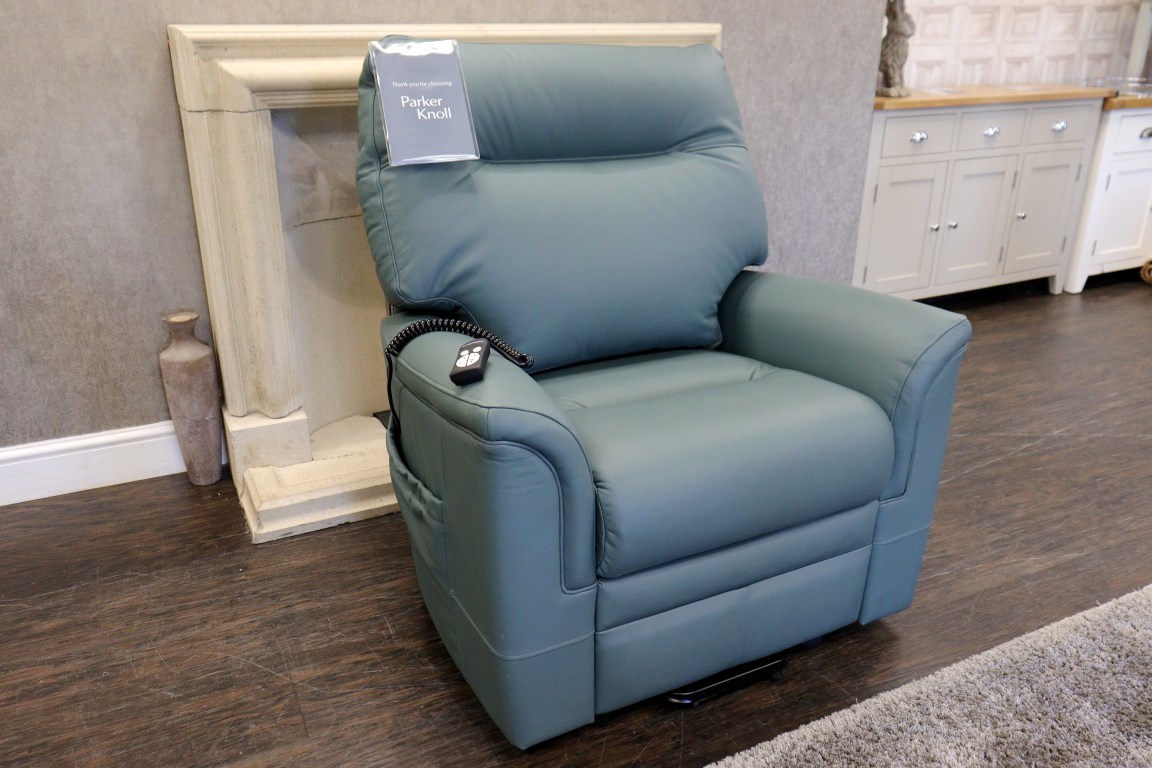 PARKER KNOLL | HUDSON 23 | RISE & RECLINER - Image 10