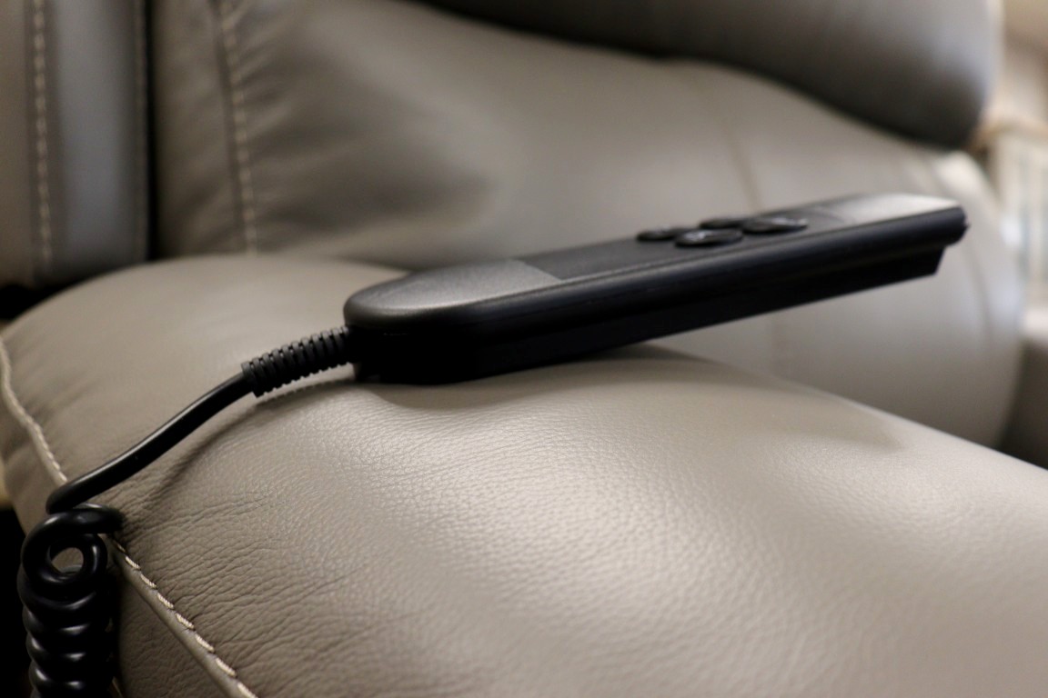 WORLD OF LEATHER | MORENO | RISE & RECLINER - Image 16