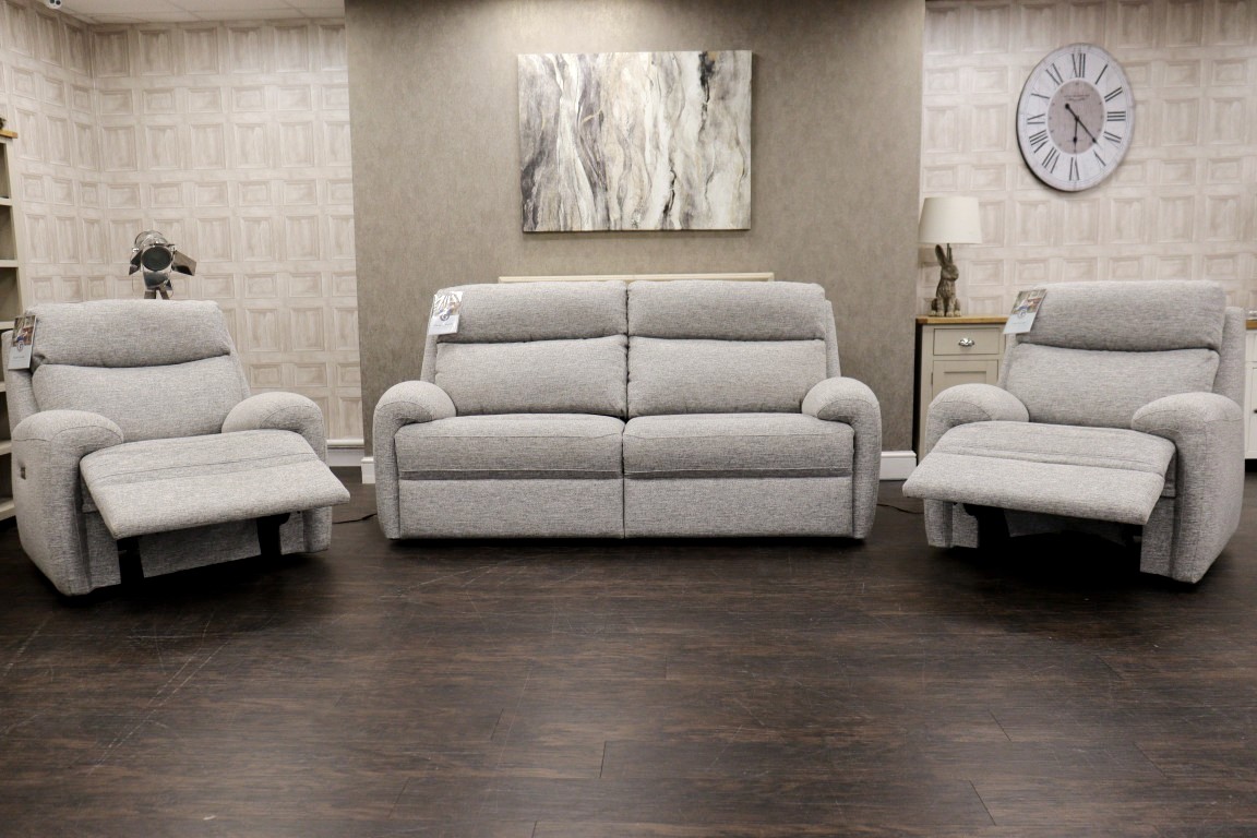 G PLAN | AMESBURY HARDY | HEATED 3 + 1 + 1