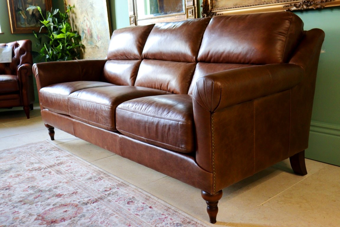 THE HERITAGE GALLERY | LOUIS | SOFA - Image 6