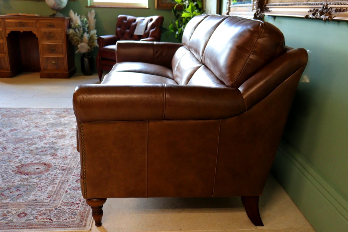 THE HERITAGE GALLERY | LOUIS | SOFA - Image 8