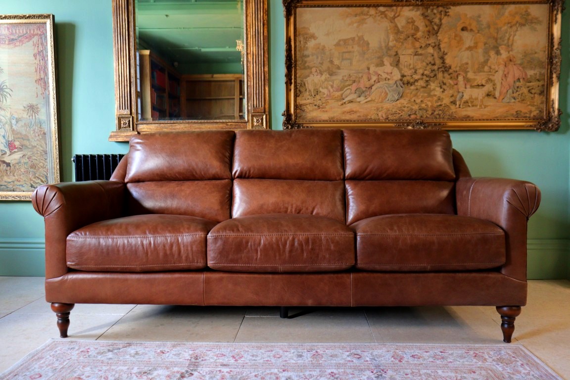 THE HERITAGE GALLERY | LOUIS | SOFA - Image 13