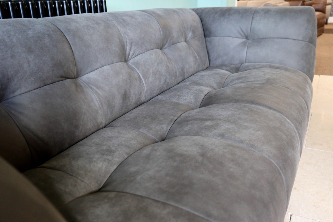 THE HERITAGE GALLERY | HUNTER | SOFA - Image 10
