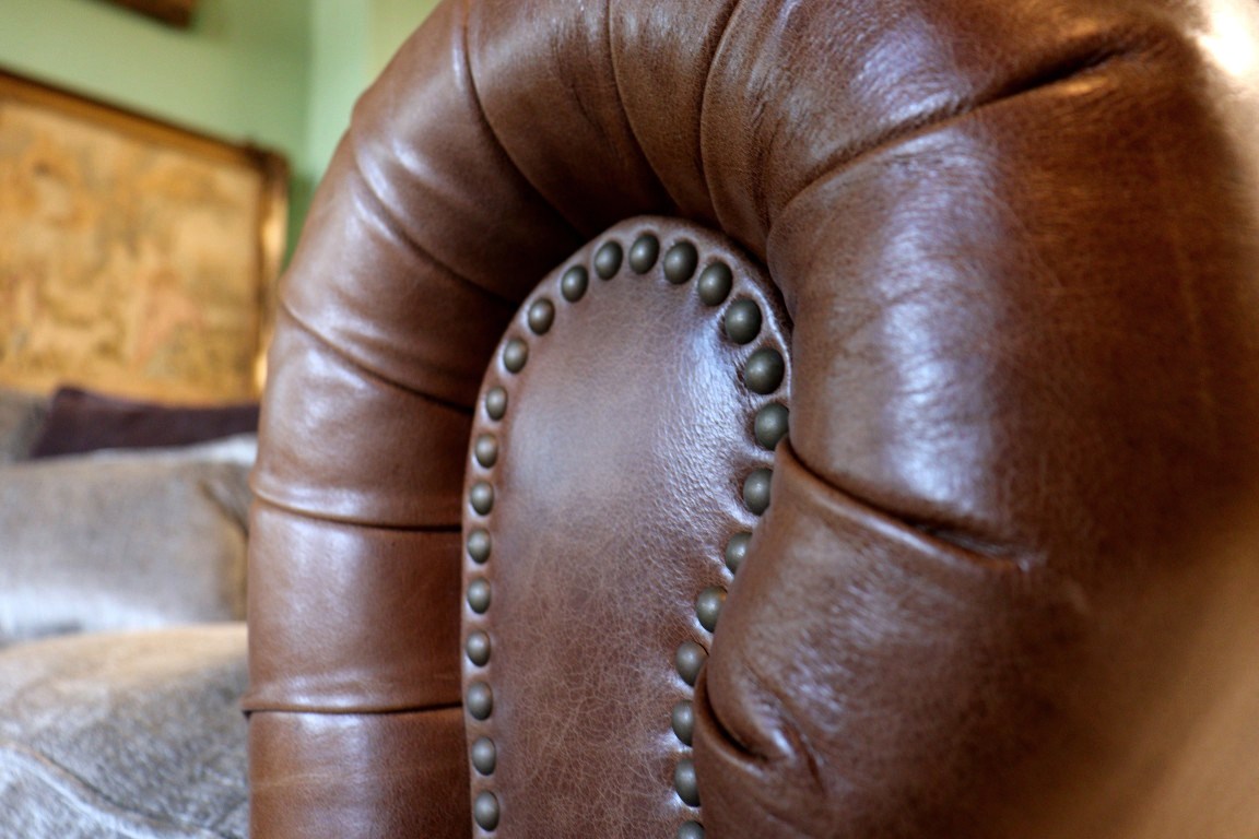 THE HERITAGE GALLERY | PARLIAMENT | U-SHAPED CORNER SOFA - Image 6